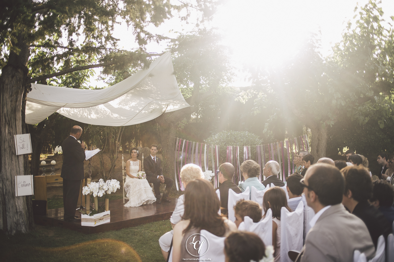 Fotógrafo de boda Barcelona :: Fotografía de boda en Barcelona :: Boda en una masía :: Fotografía de boda natural