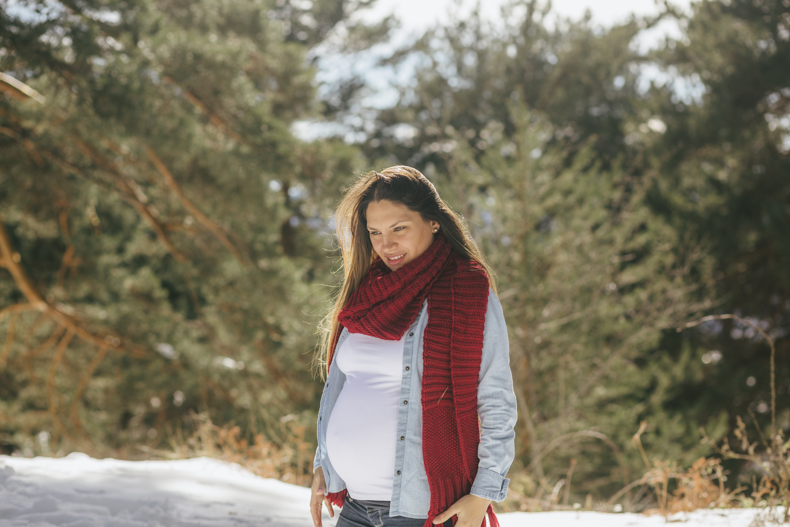 Fotógrafo de embarazo Madrid - Fotógrafo de embarazo en la nieve :: fotógrafo de embarazo la granja de san ildefonso :: fotografía de embarazo en la nieve Madrid