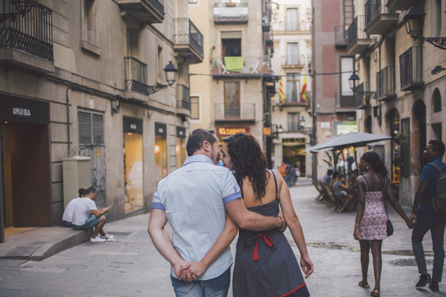 fotógrafo de pareja barcelona :: fotógrafo preboda barcelona :: fotografía romántica :: reportaje de pareja barcelona