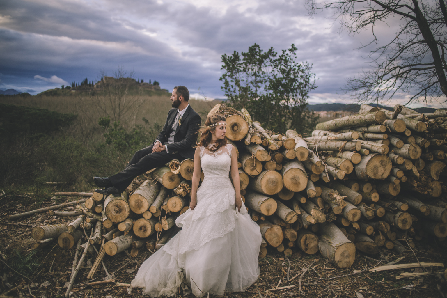 Fotógrafo bodas barcelona postboda :: postboda en el bosque :: boda en invierno