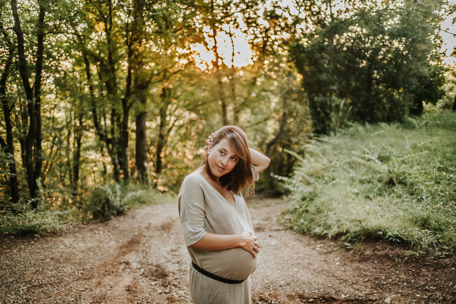 Fotógrafo embarazo :: Fotógrafo embarazada :: Fotógrado Olot :: La Fageda d'en Jordà :: Reportaje salida del sol
